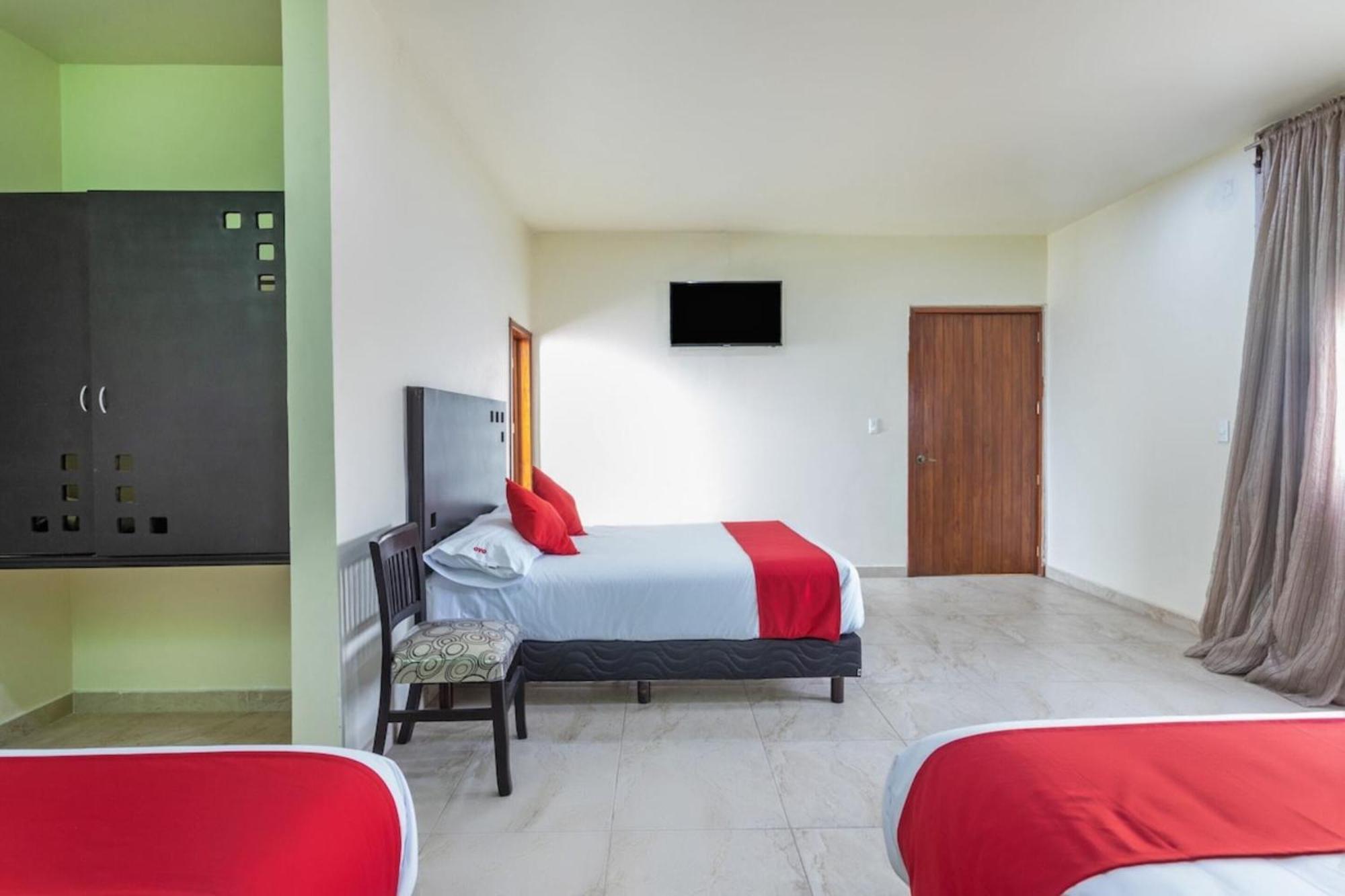 Oyo Hotel Emperadores Inn, Atlixco Buitenkant foto