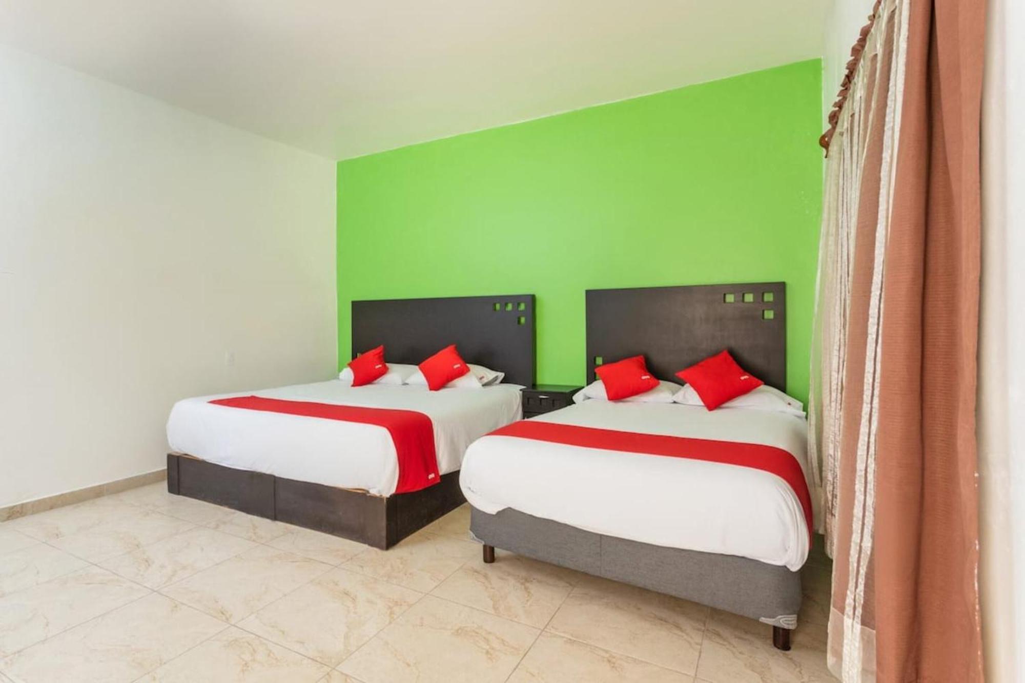 Oyo Hotel Emperadores Inn, Atlixco Buitenkant foto