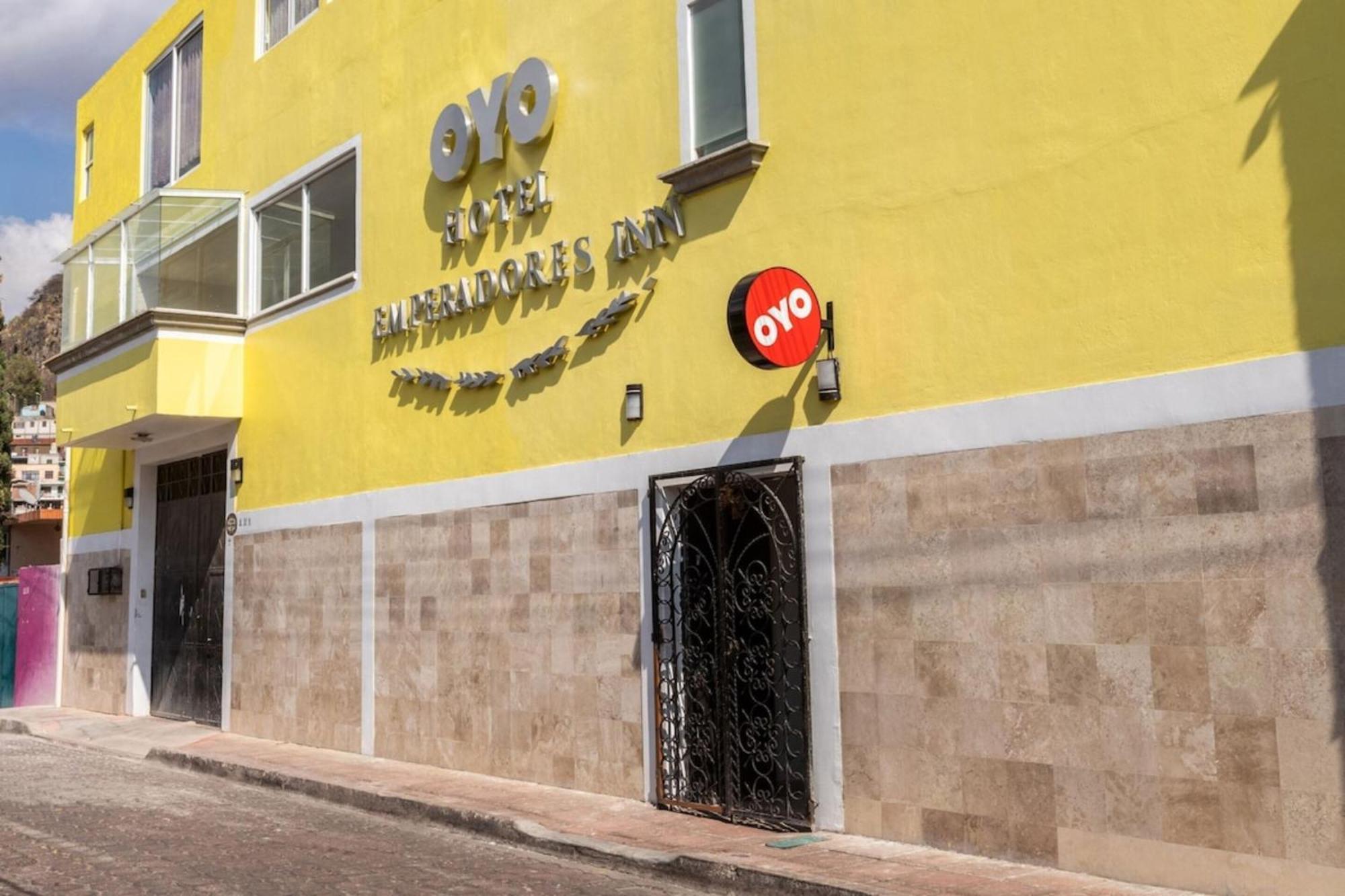 Oyo Hotel Emperadores Inn, Atlixco Buitenkant foto